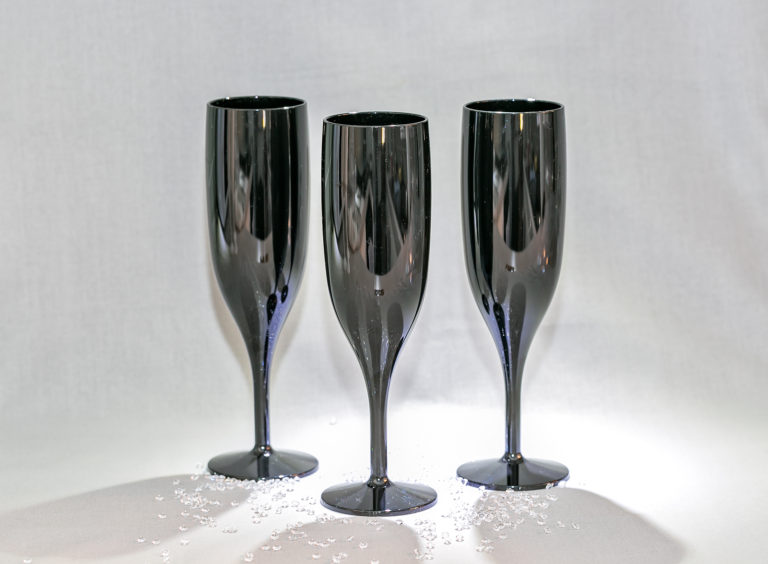 03 MG107B Champagne Flute Black Reusable with Crystals